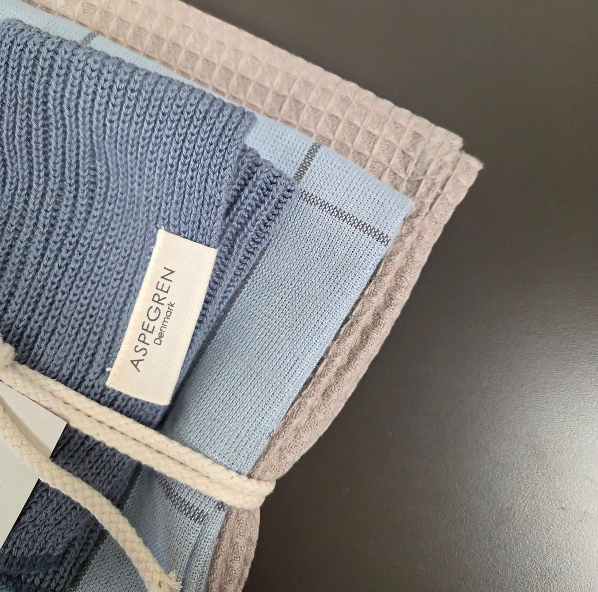 Danish Dishcloth, Tea Towel & Kitchen Towel Gift Set - Set of 3 - Blue Cheese - Dekor Butik