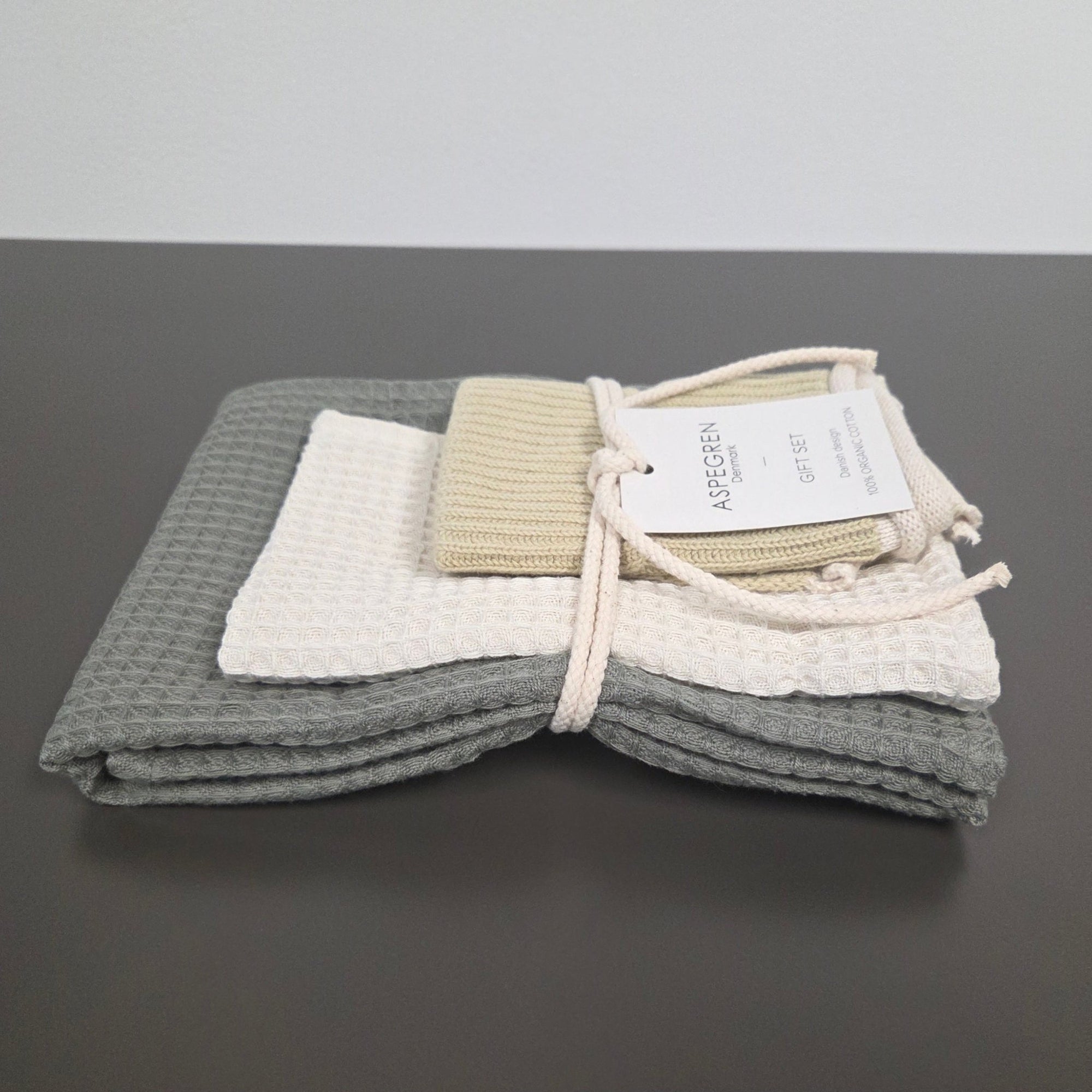 Danish Tea Towel and Dishcloth Gift Set - Set of 3 - Chai Seed - Dekor Butik