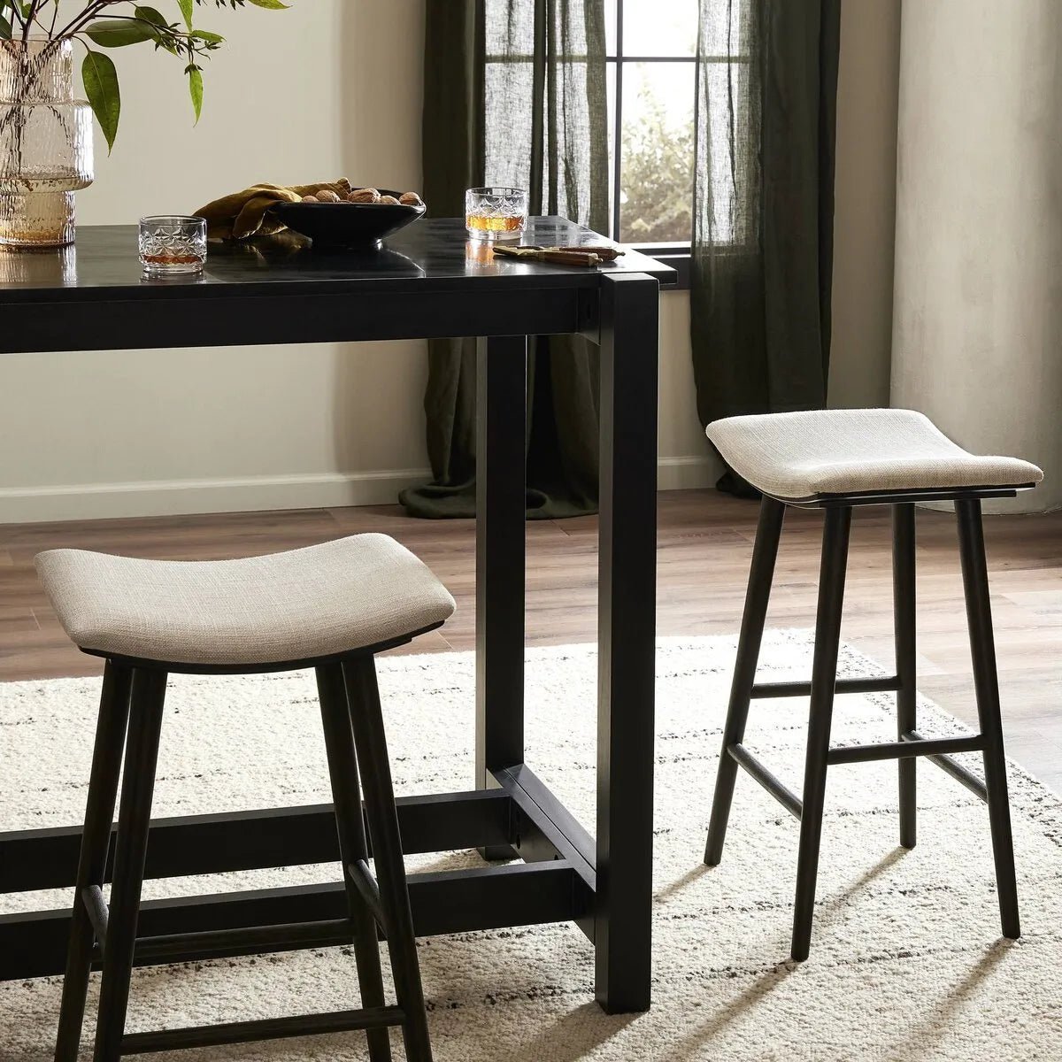 Bar & Counter Stools - Dekor Butik