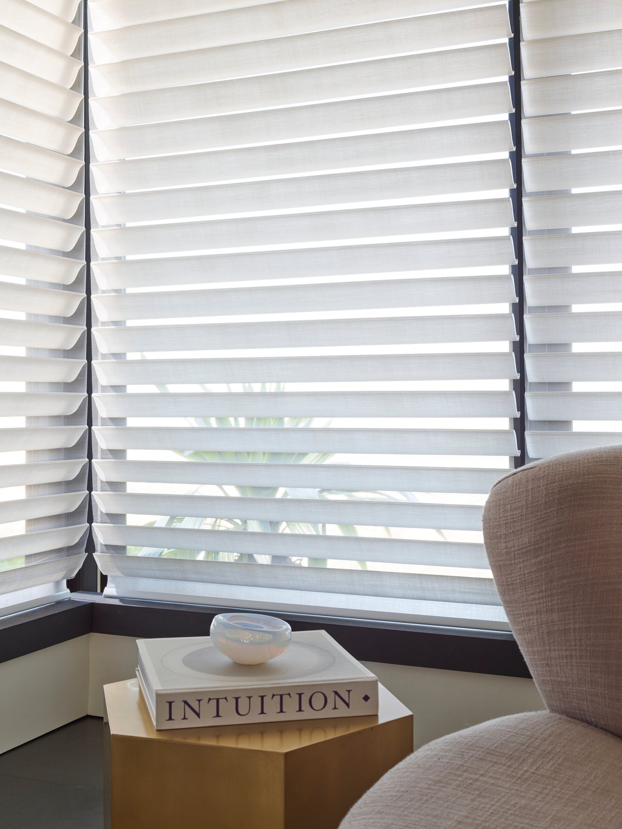 Hunter Douglas Silhouette® Sheer Shades - Dekor Butik