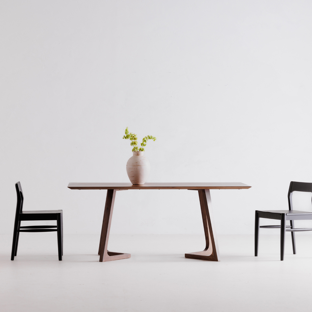 Godenza 71" Rectangular Dining Table