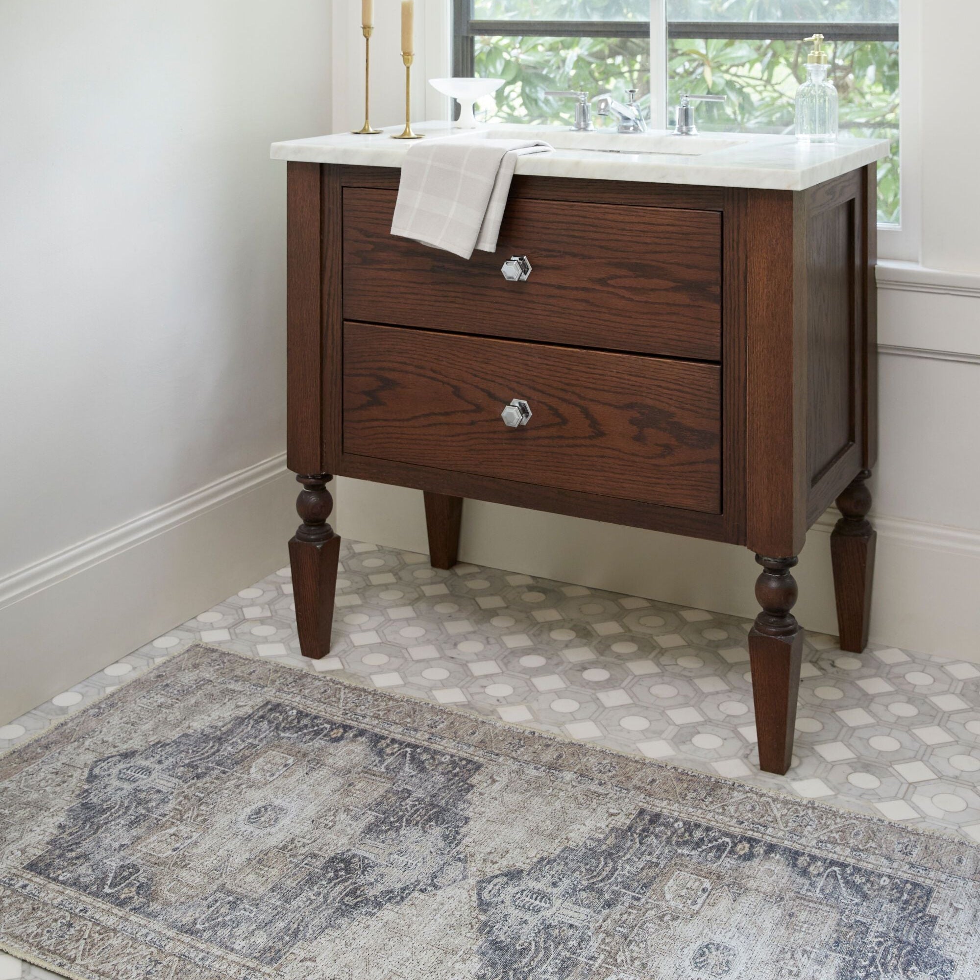 Amelie Area Machine Washable Rug - 2360