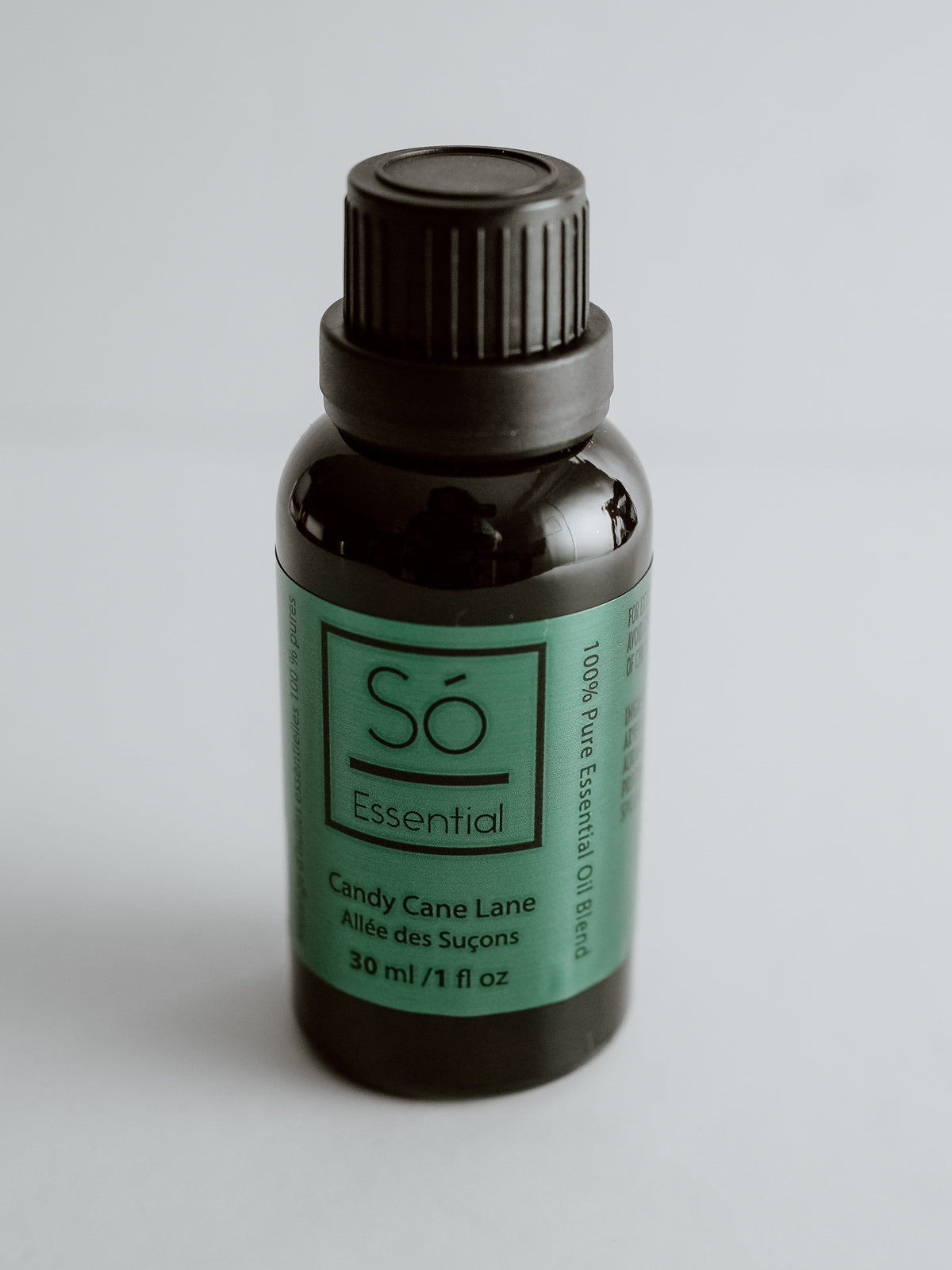 essential - 100% pure essential oil