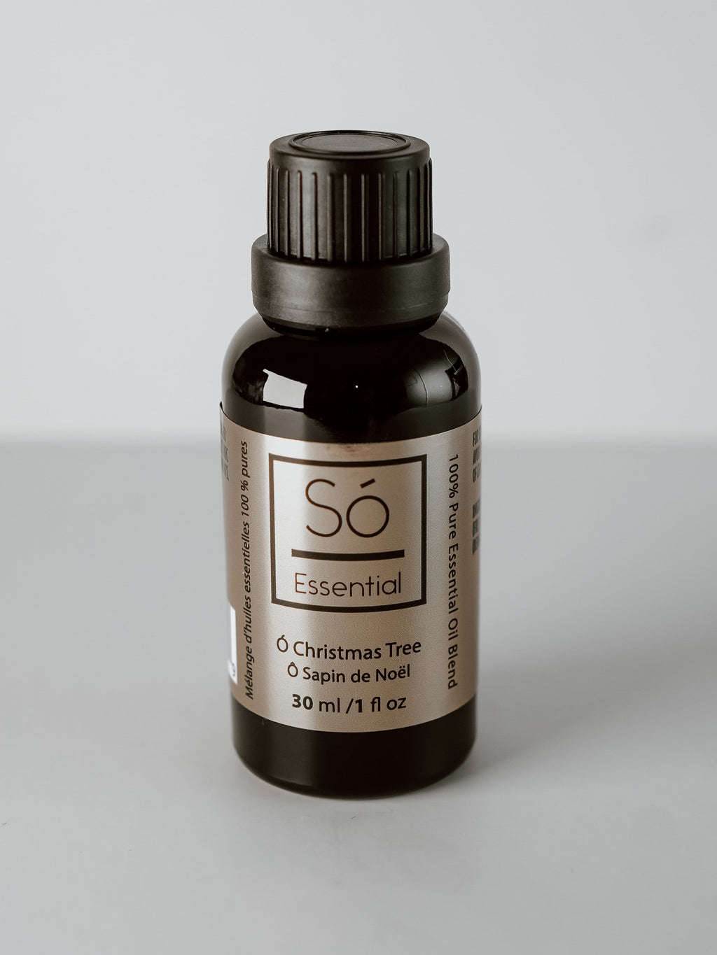 essential - 100% pure essential oil