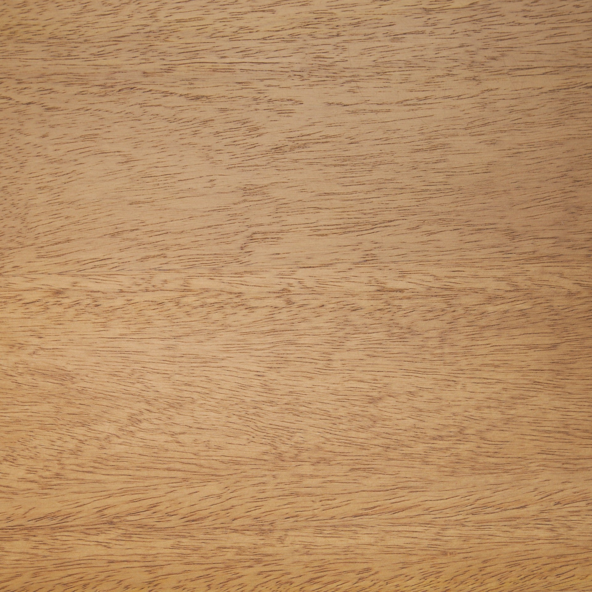 Suke Dining Table