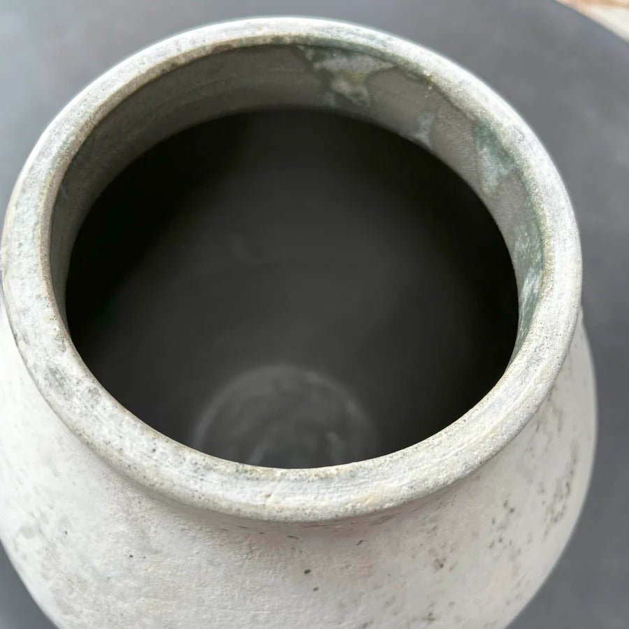 Amphora Medium Vase - Antique White - Dekor Butik