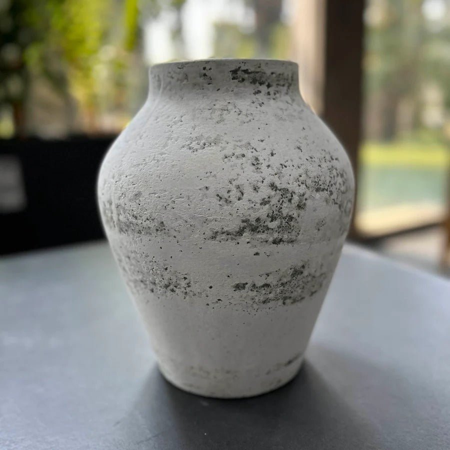 Amphora Medium Vase - Antique White - Dekor Butik