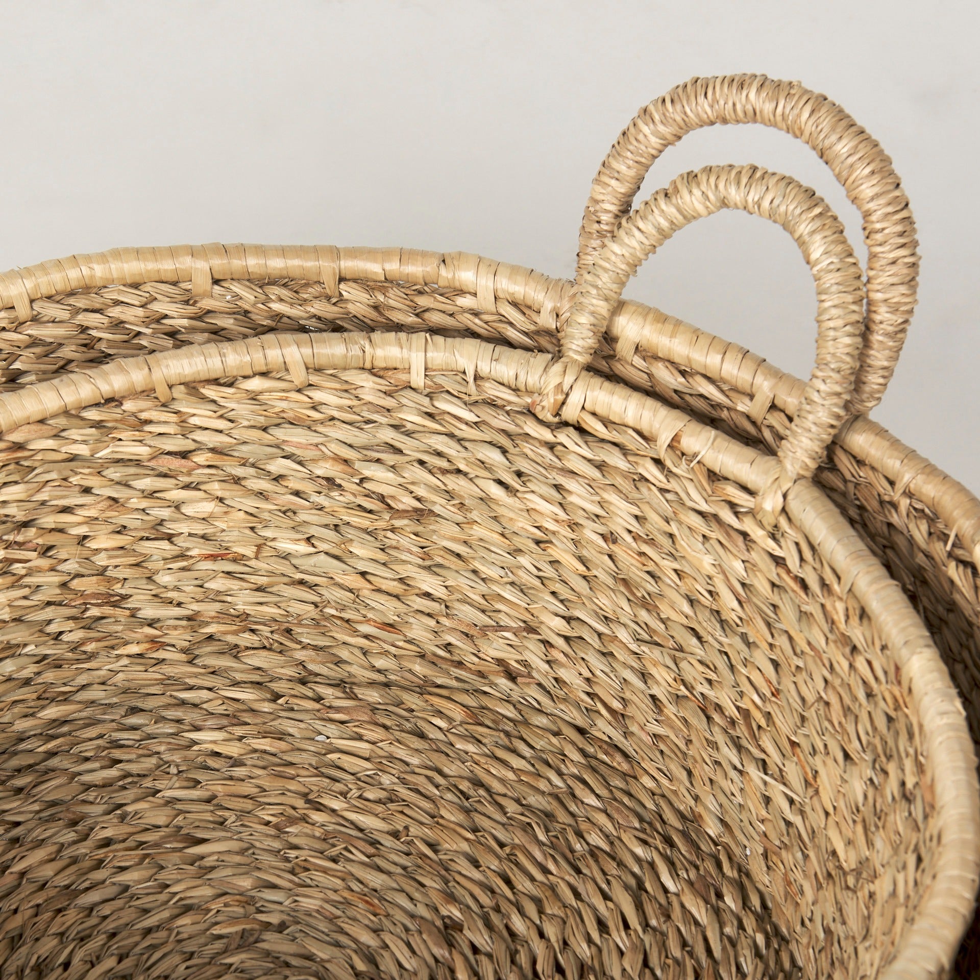 Ayanna Set of 2 Deep Nesting Seagrass Baskets w/ Handles - Dekor Butik