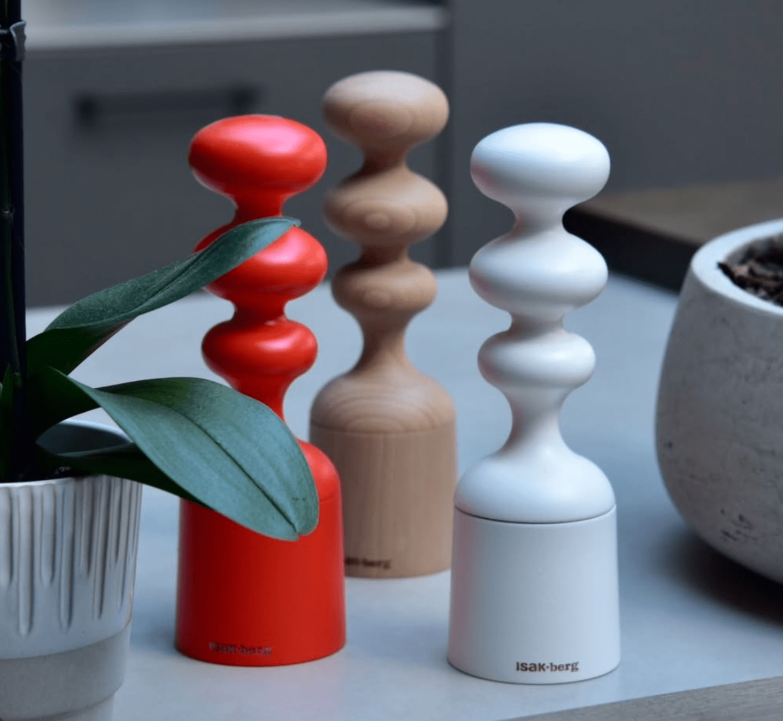 KitchenBeech Wood Salt & Pepper Grinder - 3 Colours - Dekor Butik