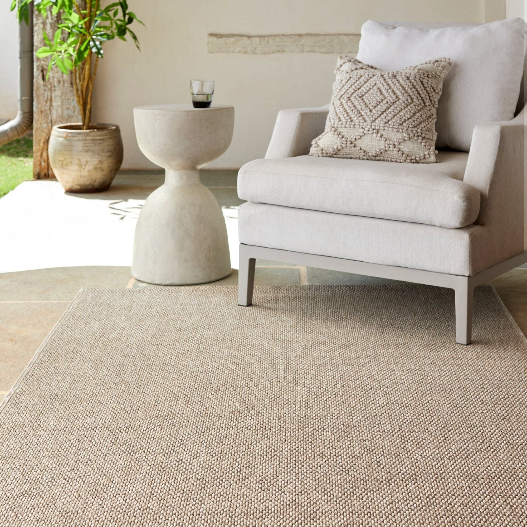 Area RugsBirdie Machine Woven Area Rug - 2300 - Dekor Butik