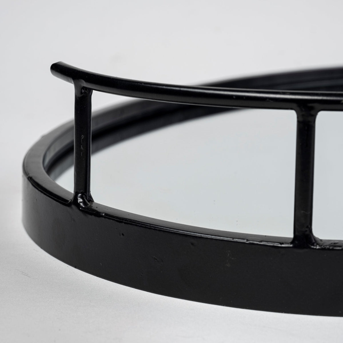 DecorBlack Oval Mirrored Tray - Dekor Butik