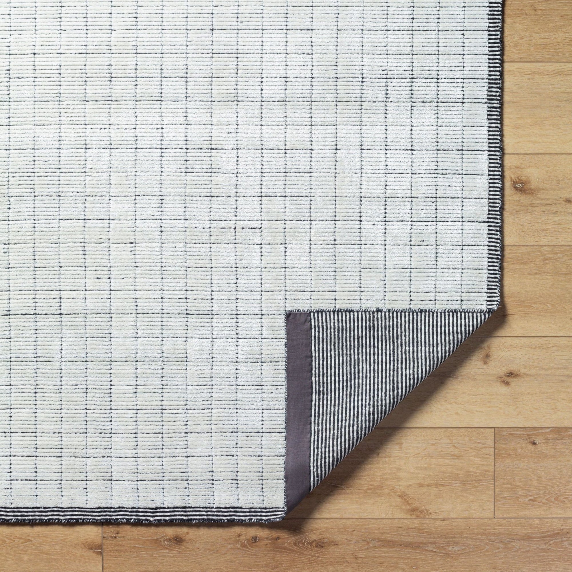 Area RugsCarre Handmade Rug - Dekor Butik