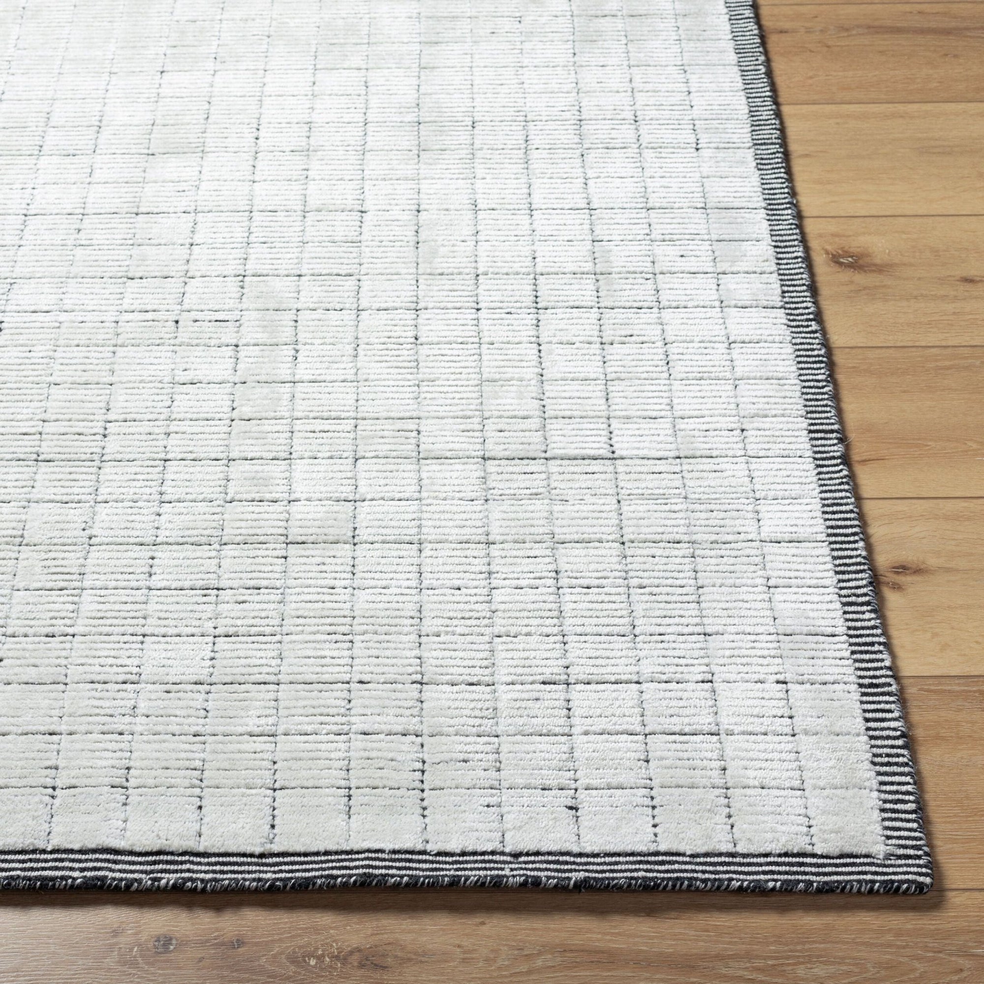 Area RugsCarre Handmade Rug - Dekor Butik