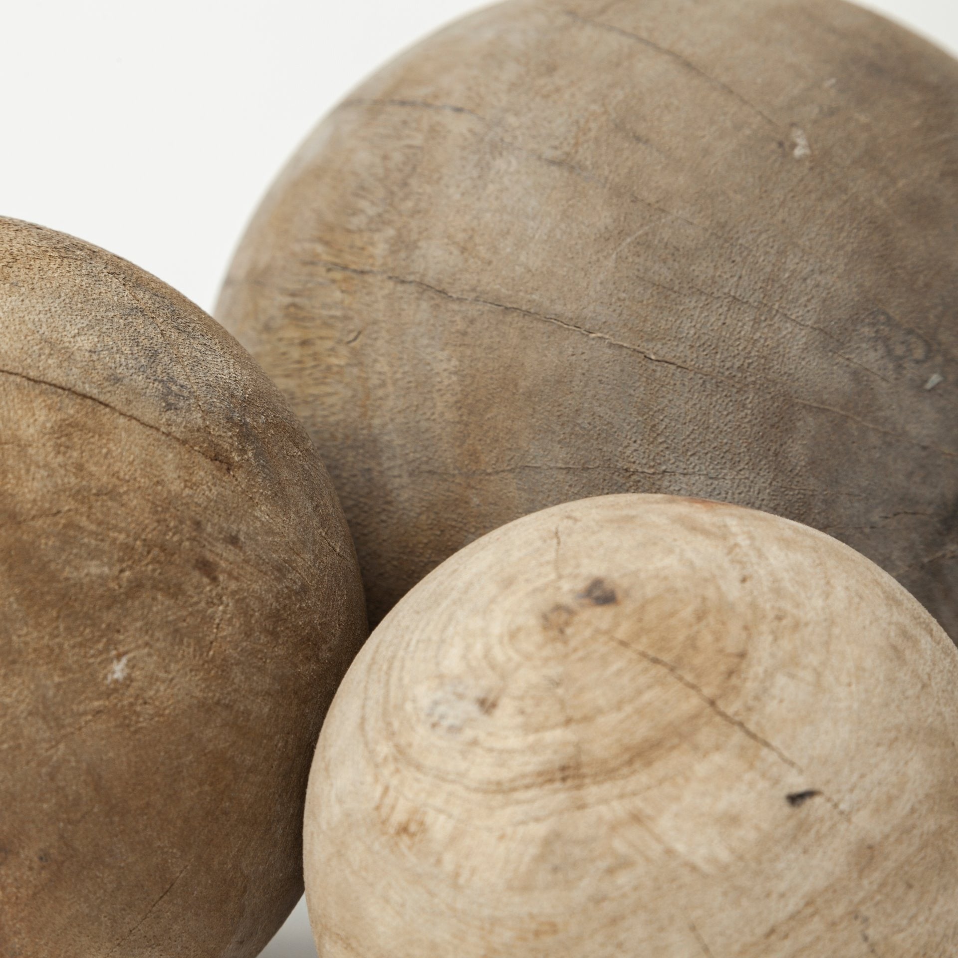 Carrick (Set of 3) Natural Wood Decorative Spheres - Dekor Butik