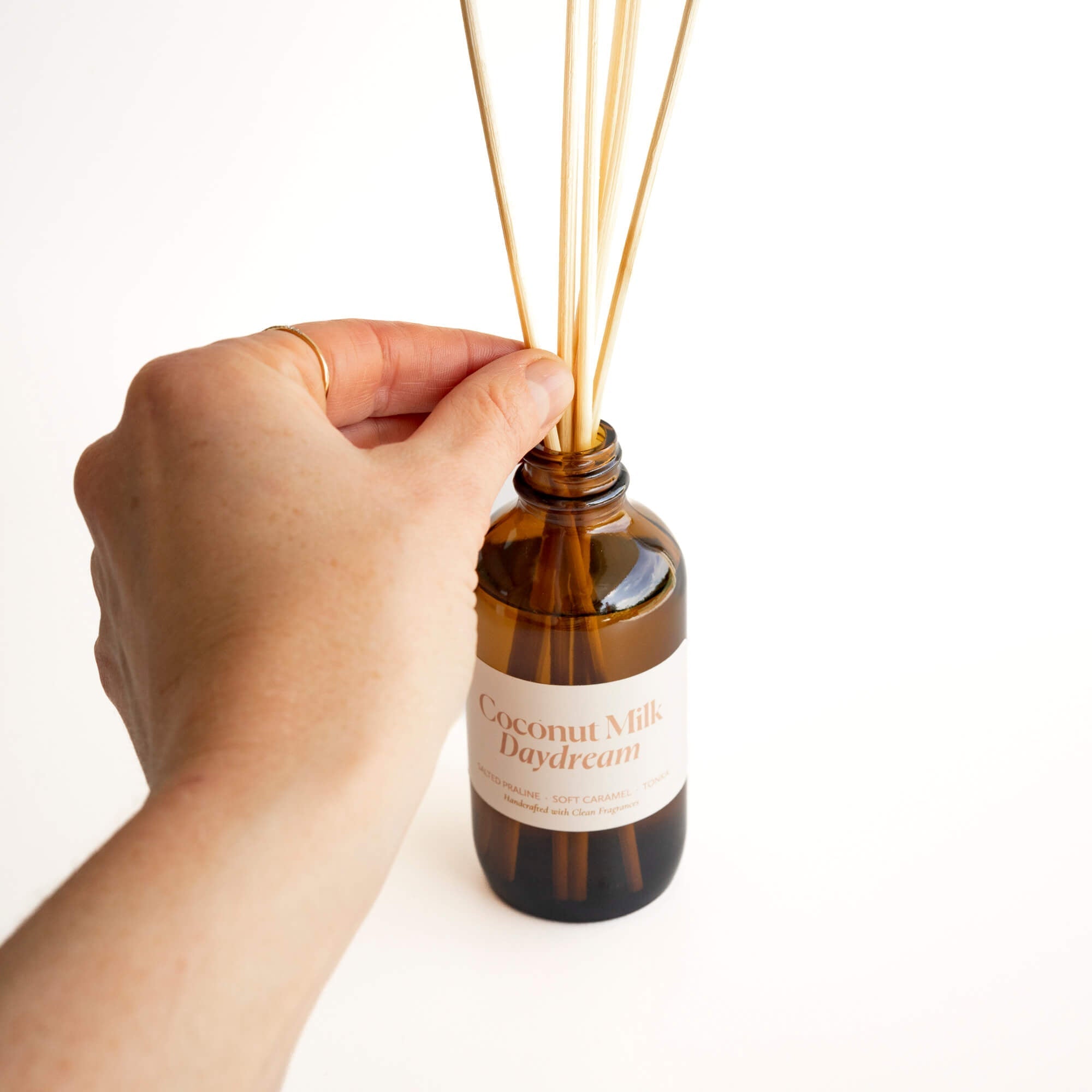 Reed DiffusersCoconut Milk Daydream Reed Diffuser - Dekor Butik