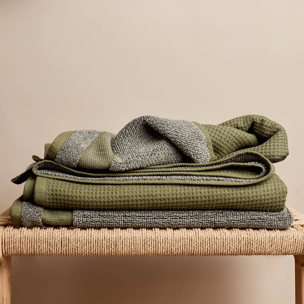 Bath & BodyCocoon Hand Towel - 3 Colours - Dekor Butik