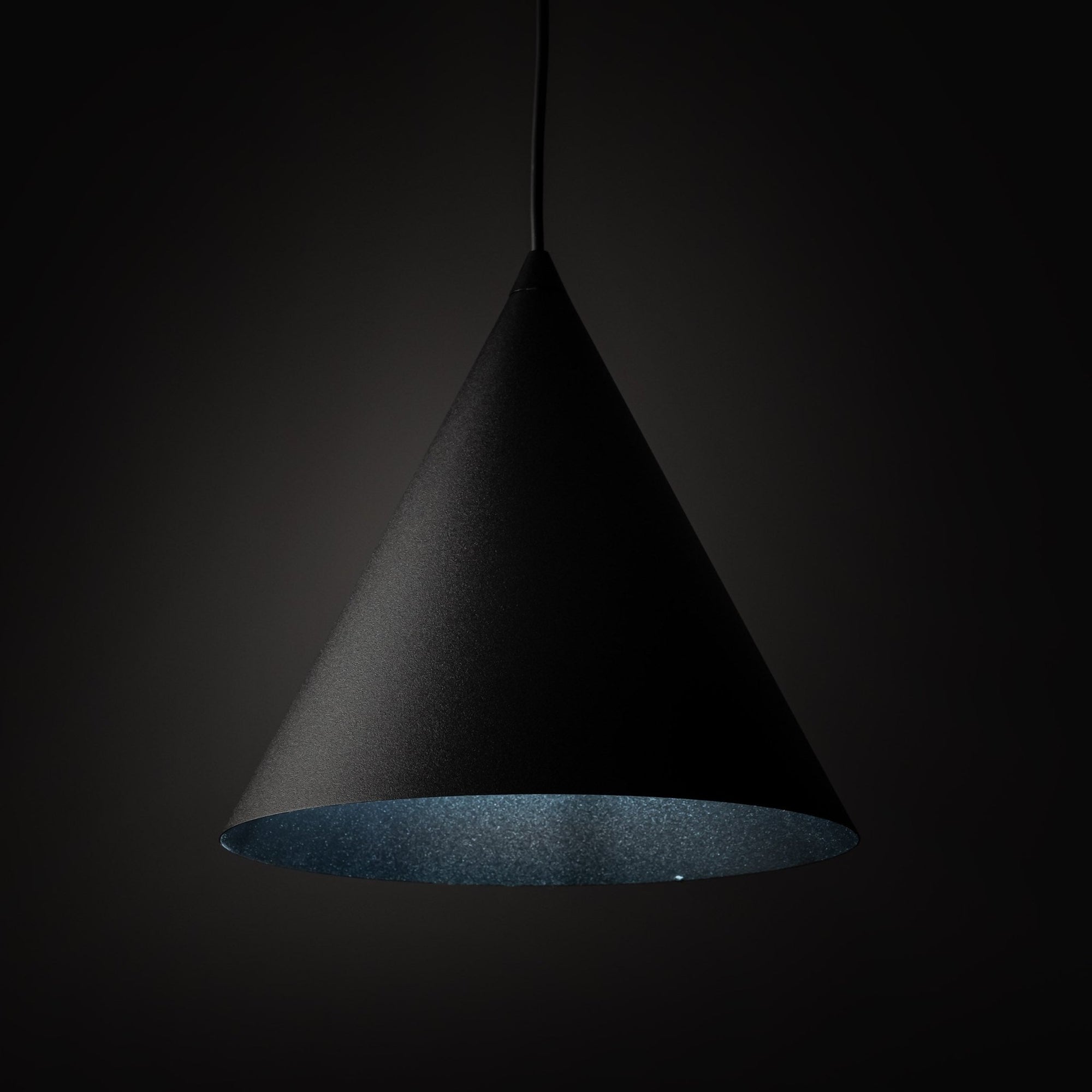 CONO Modern Minimalist Pendant Light M - Dekor Butik