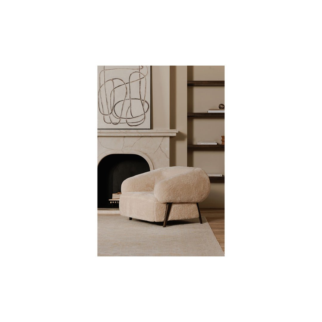 Devlin Lounge Chair Cream Faux Fur - Dekor Butik