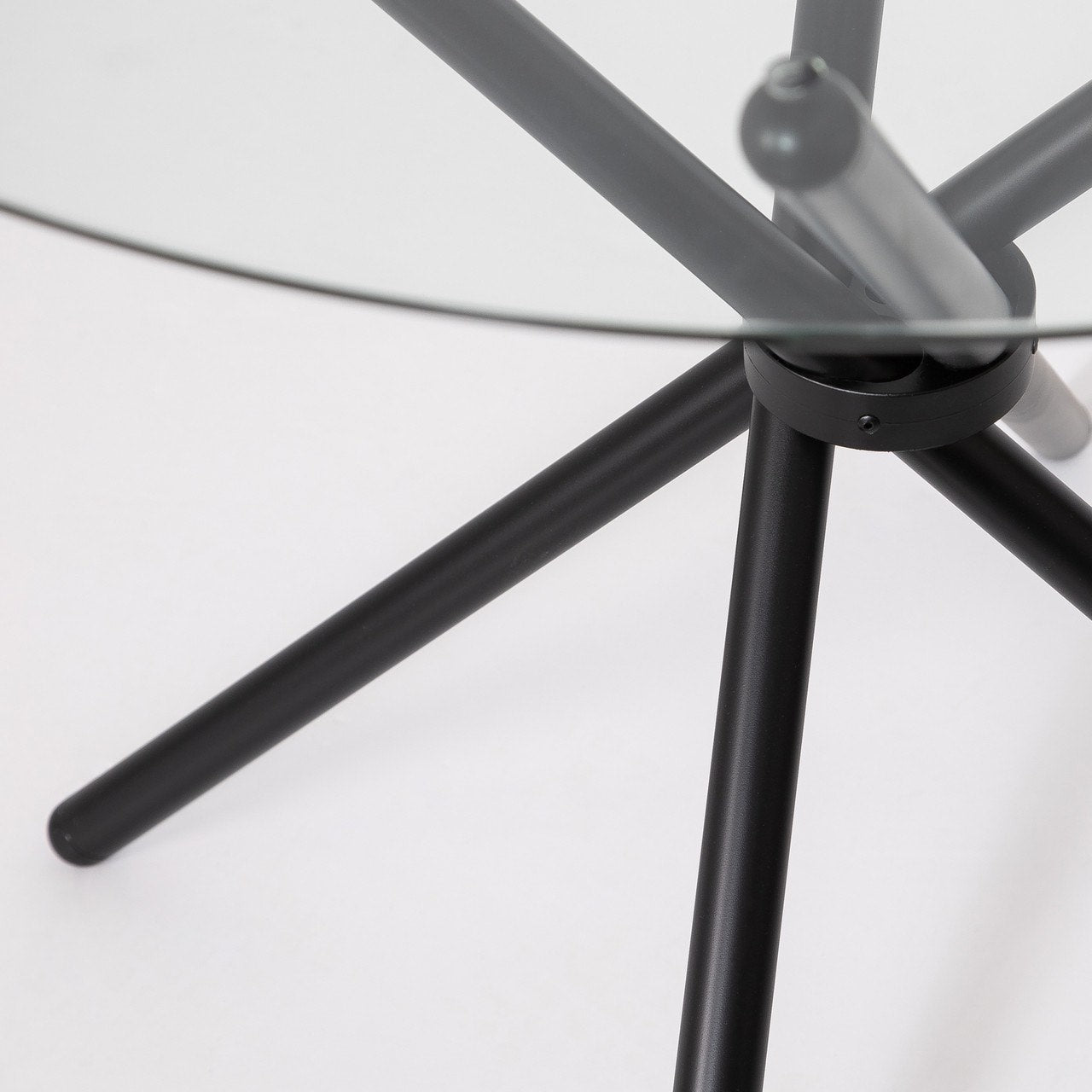 baseEdie Dining Table - Black - Dekor Butik