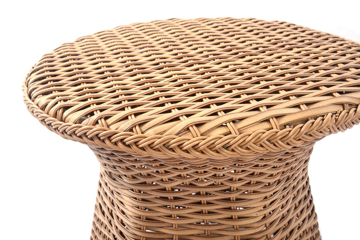 Bistro SetEmmett 3 - Piece Wicker Outdoor Swivel Chair Bistro Set - Dekor Butik