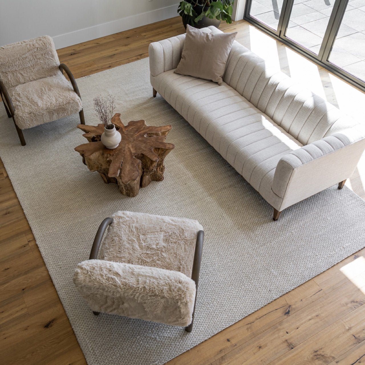 baseEros Chair - Shaggy Sand - Dekor Butik
