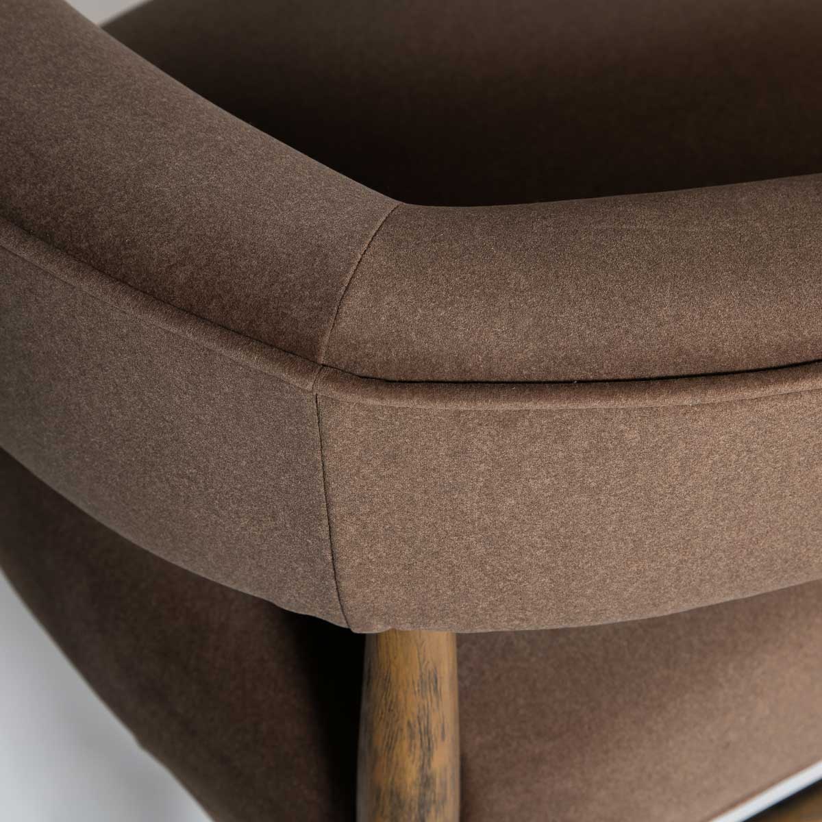 Everest Chair - Dark Base - Velvet Coffee - Dekor Butik