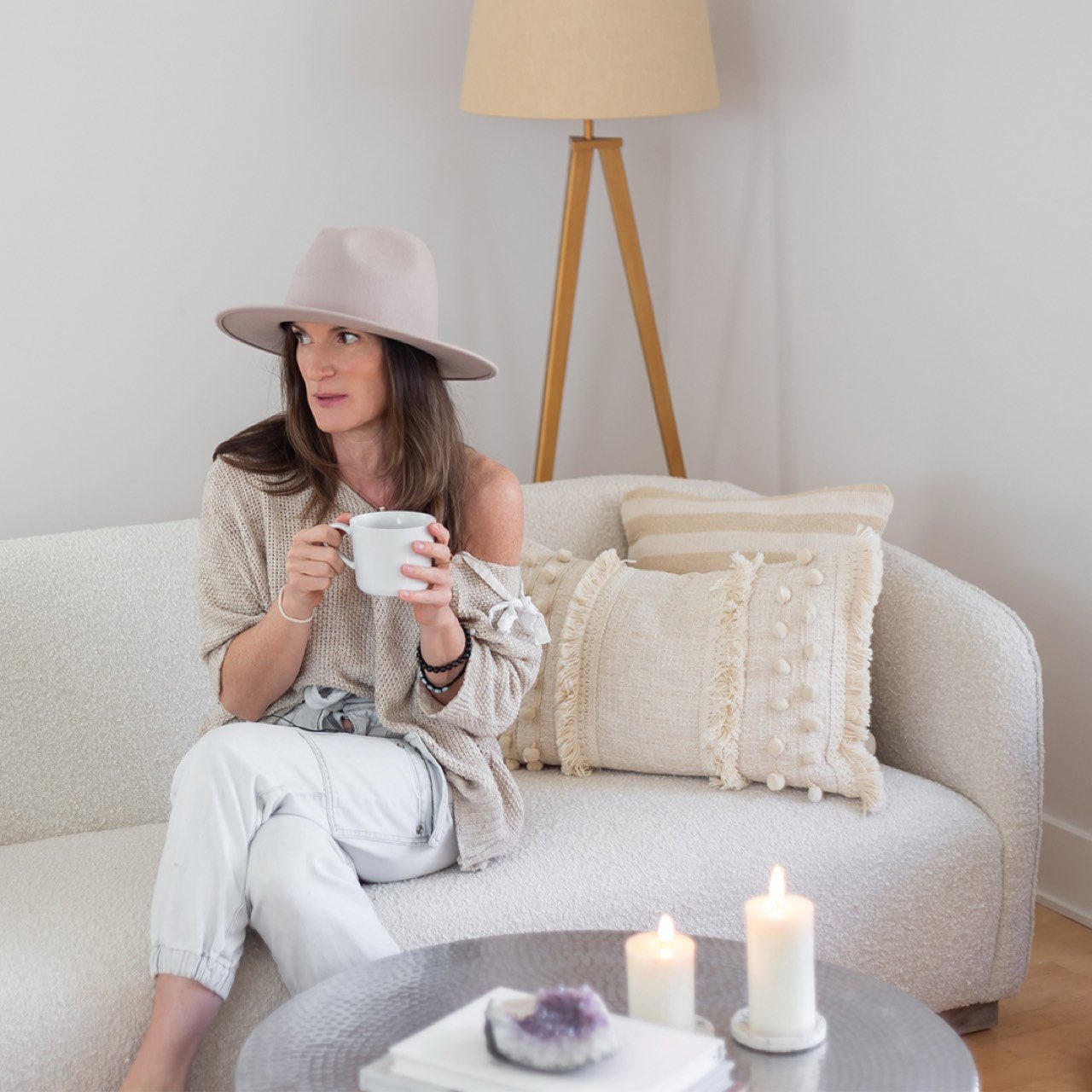 baseEvita Sofa - Cream Boucle - Dekor Butik