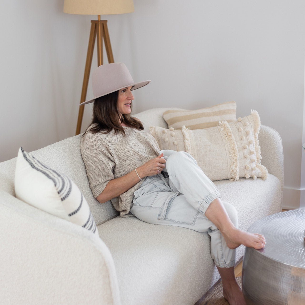 baseEvita Sofa - Cream Boucle - Dekor Butik