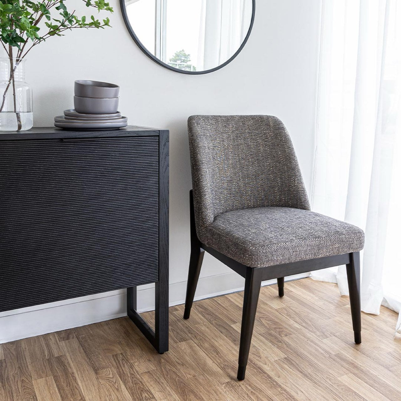 baseFawcett Dining Chair - Dark Base - Pepper - Dekor Butik