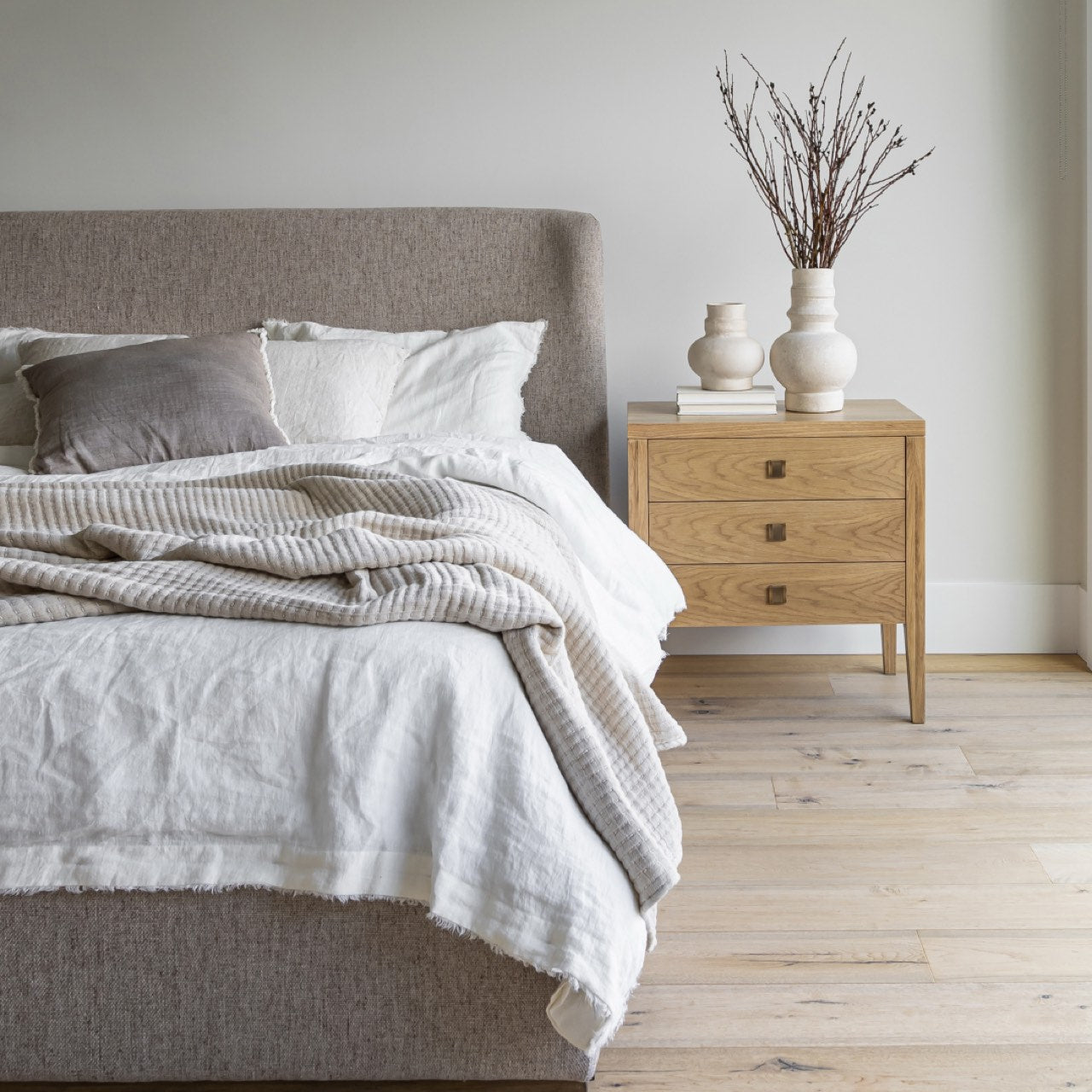 baseFaye King Bed Short - Perfect Taupe - Dekor Butik