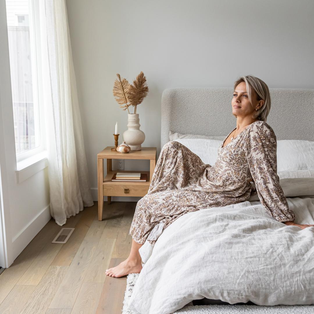 baseFaye Queen Bed Short - Off White - Dekor Butik