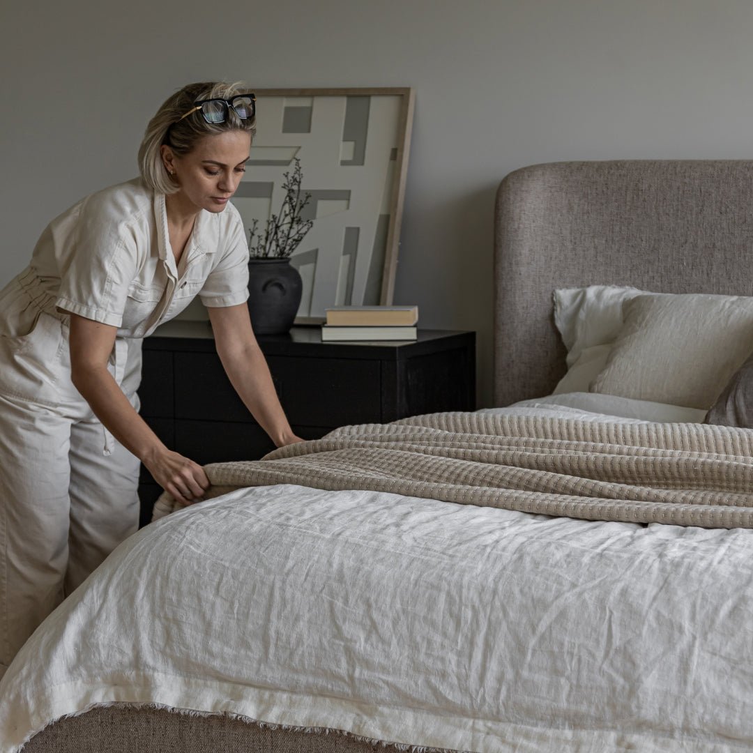 Faye Queen Storage Bed Short - Perfect Taupe - Dekor Butik