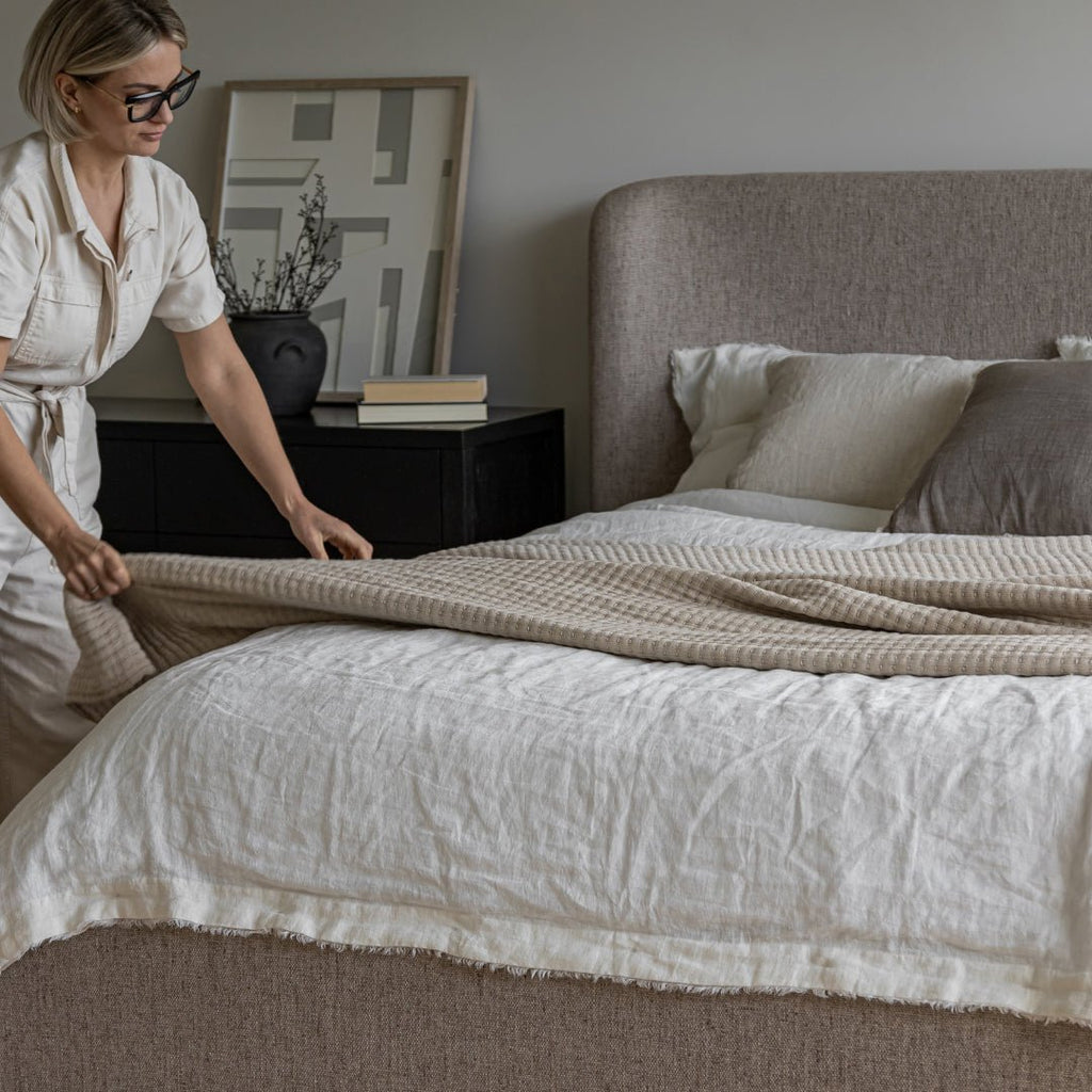 Faye Queen Storage Bed Short - Perfect Taupe - Dekor Butik