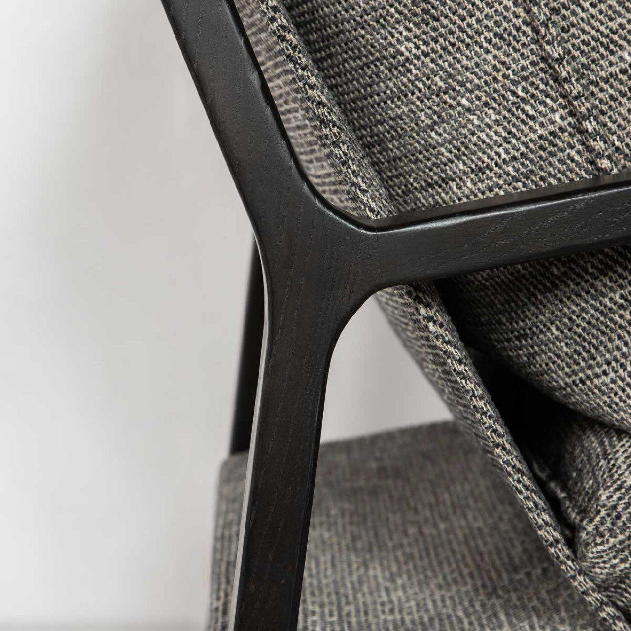 baseFinn Sling Chair - Pepper - Dekor Butik