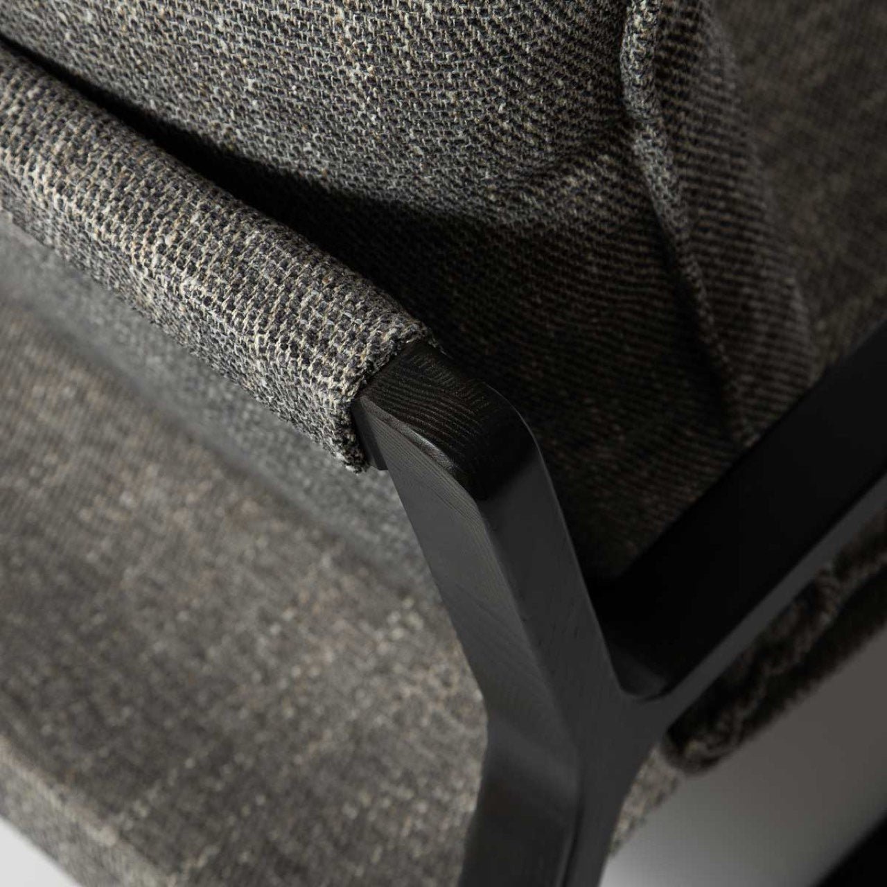 baseFinn Sling Chair - Pepper - Dekor Butik