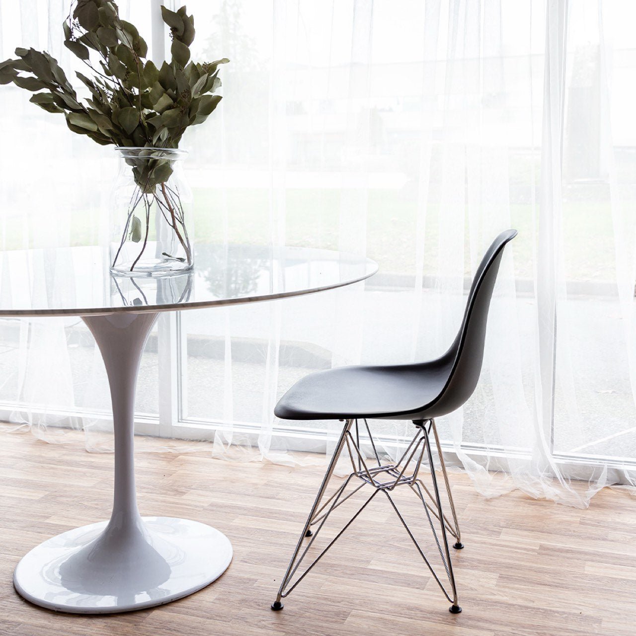 baseFlute Condo Dining Table - Round - Dekor Butik