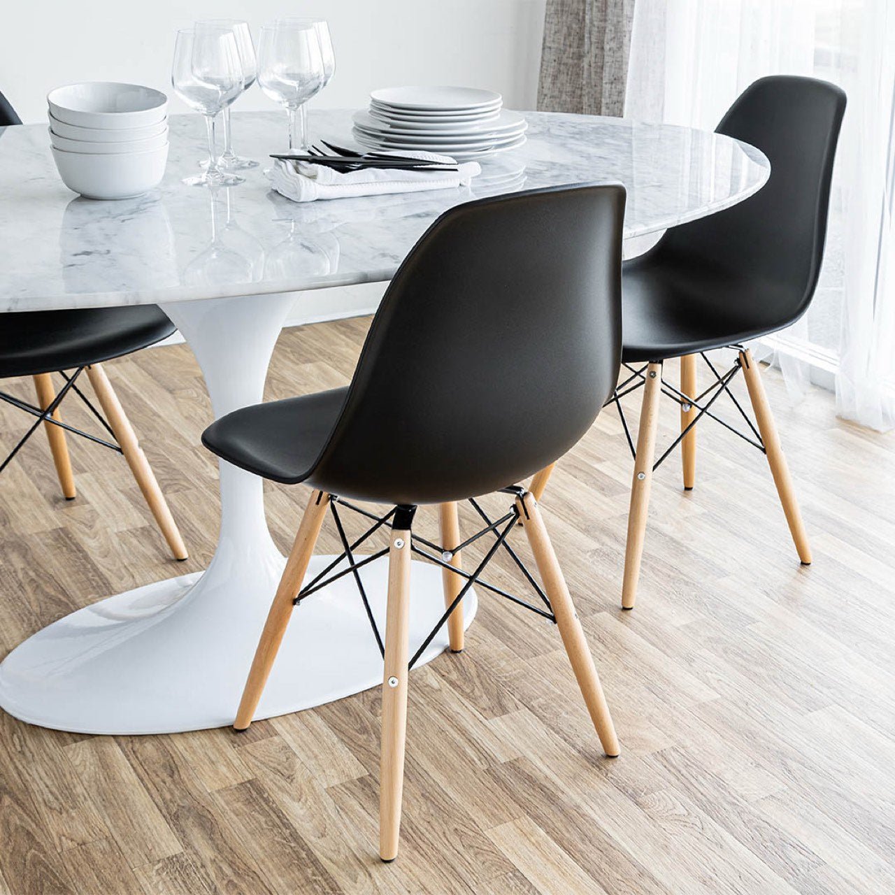 baseFlute Dining Table - Oval - Dekor Butik