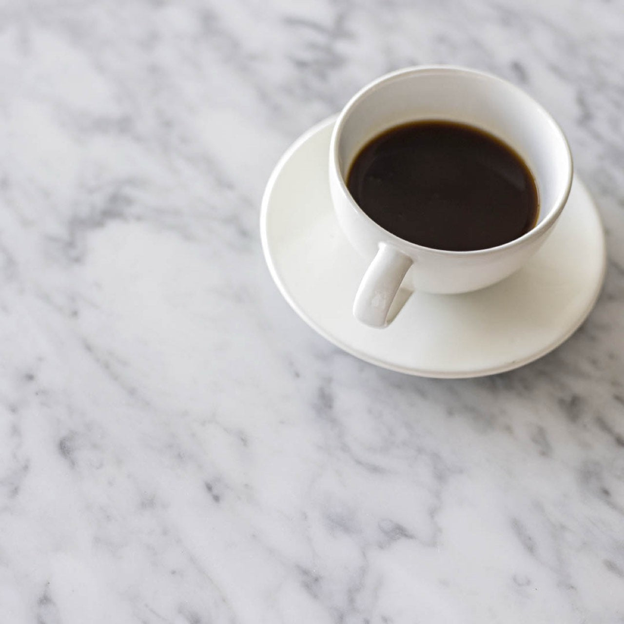 baseFlute Dining Table - Round - Dekor Butik