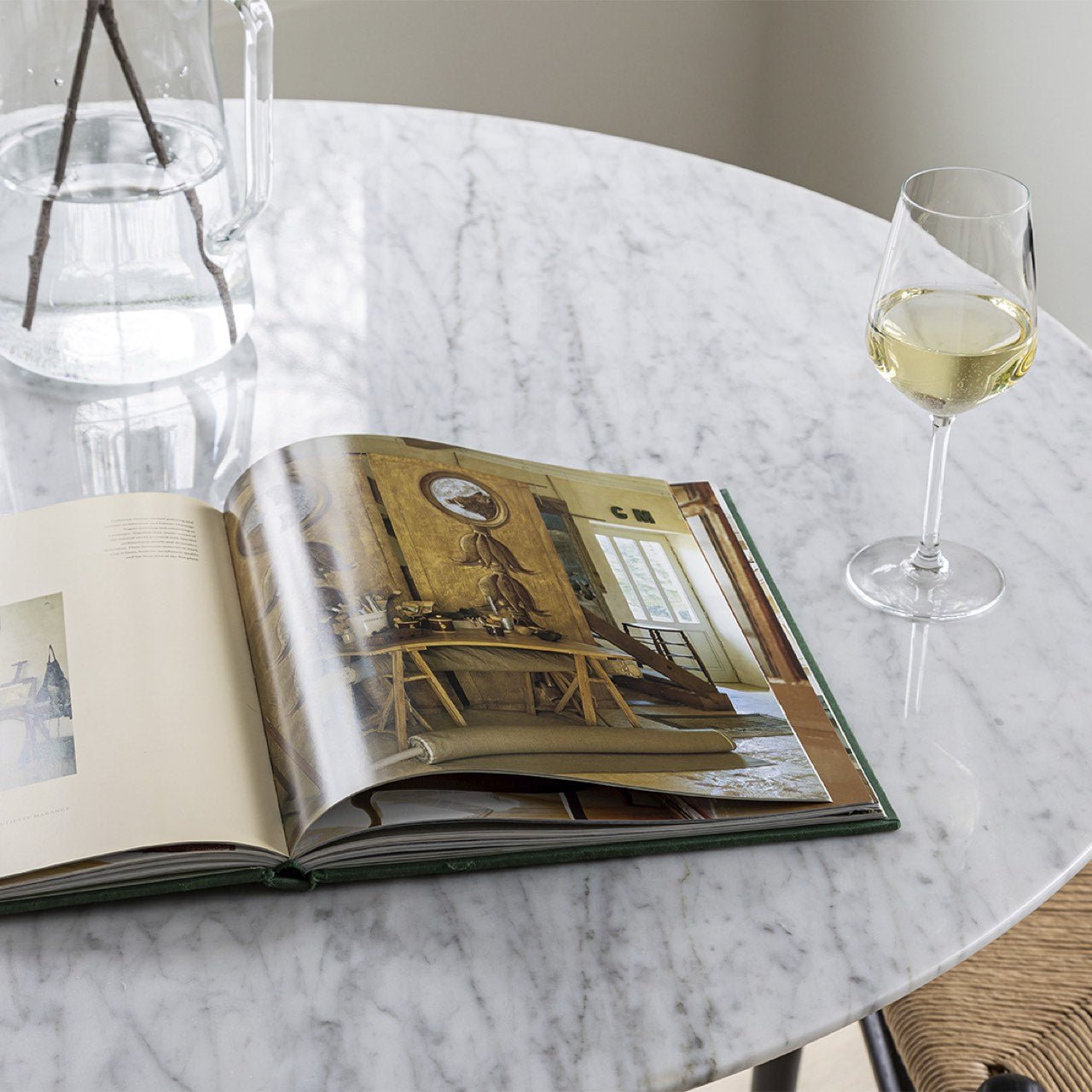 baseFlute Dining Table - Round - Dekor Butik