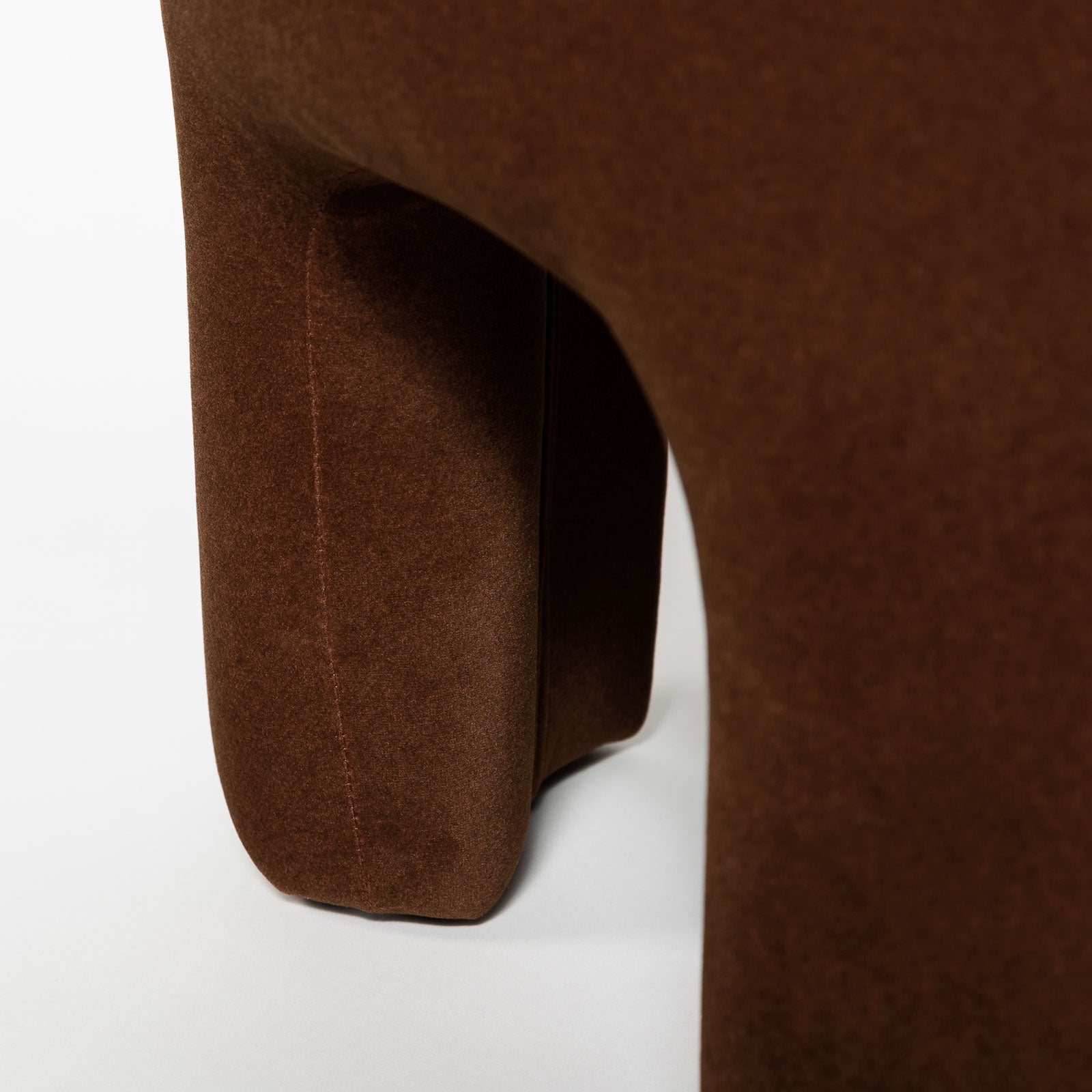 baseGinger Ottoman - Velvet Chestnut - Dekor Butik