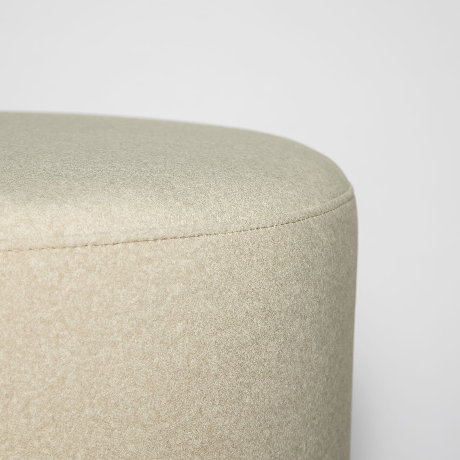 baseGinger Ottoman - Velvet Natural - Dekor Butik