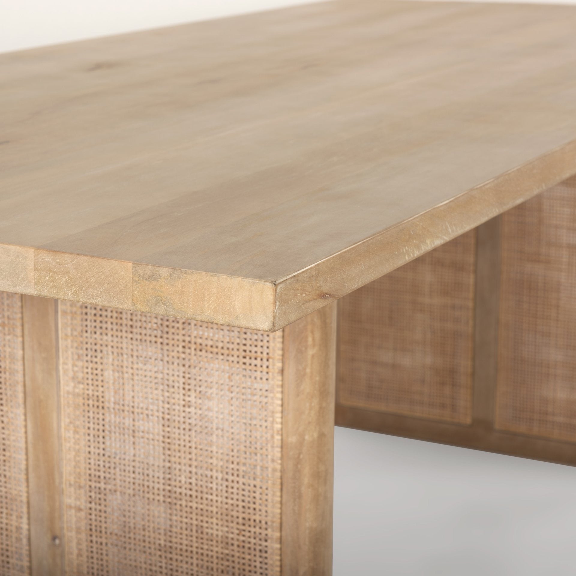 Grier Dining Table - Dekor Butik