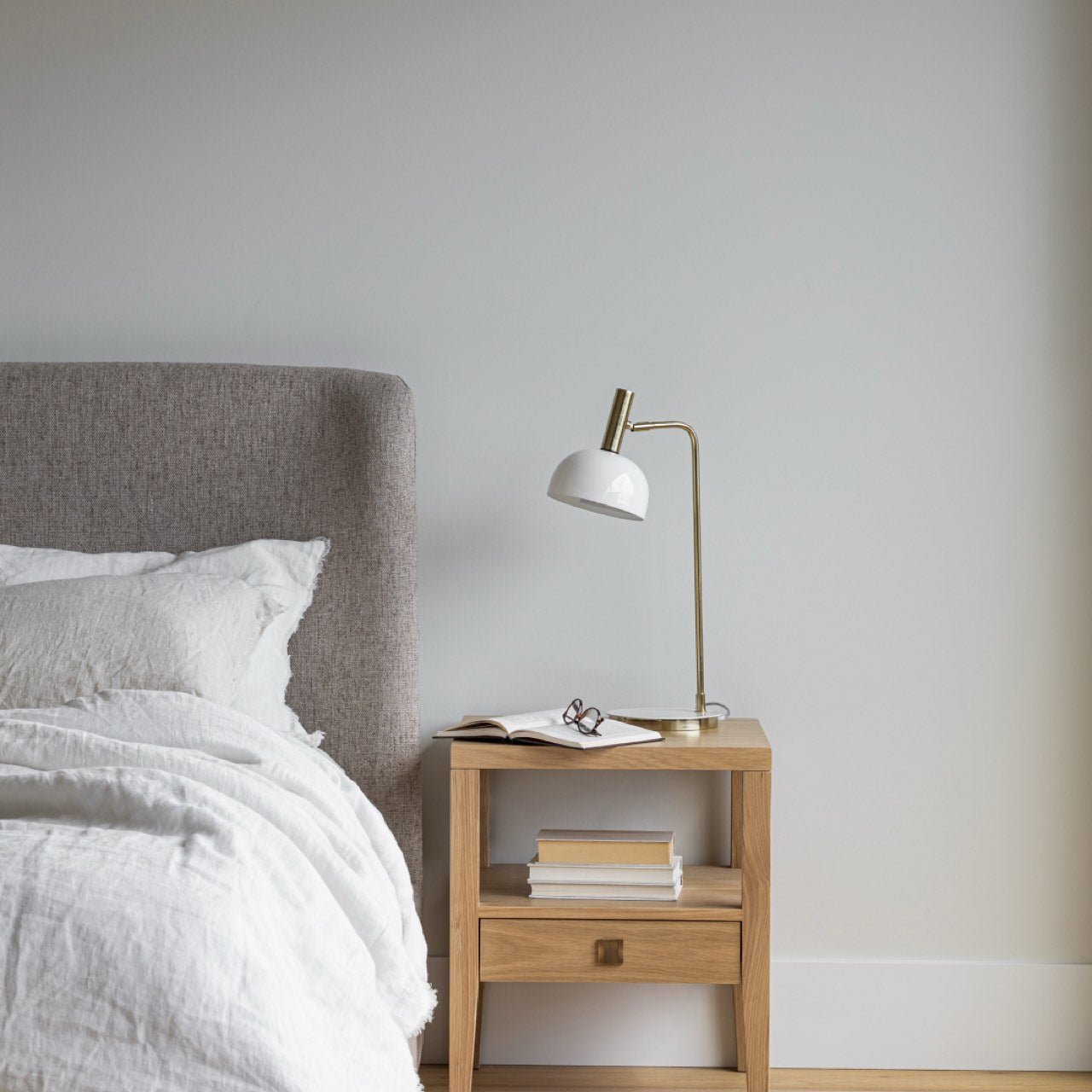 baseHara 1 Drawer Accent Table - Natural Oak - Dekor Butik