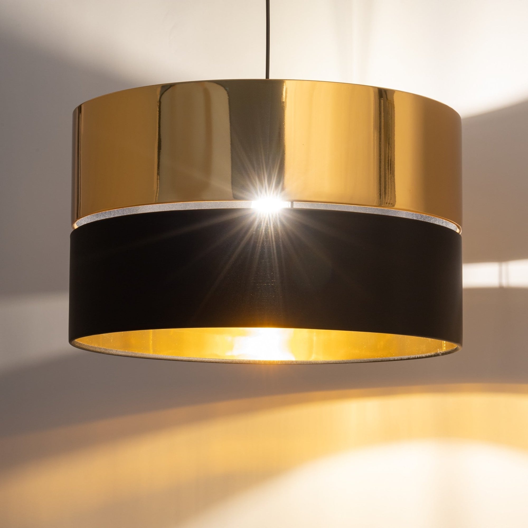 HILTON Black & Gold Pendant Ceiling Light Fixture for Kitchen Island, Dining Room & Living Room – Modern Luxury Lighting - Dekor Butik