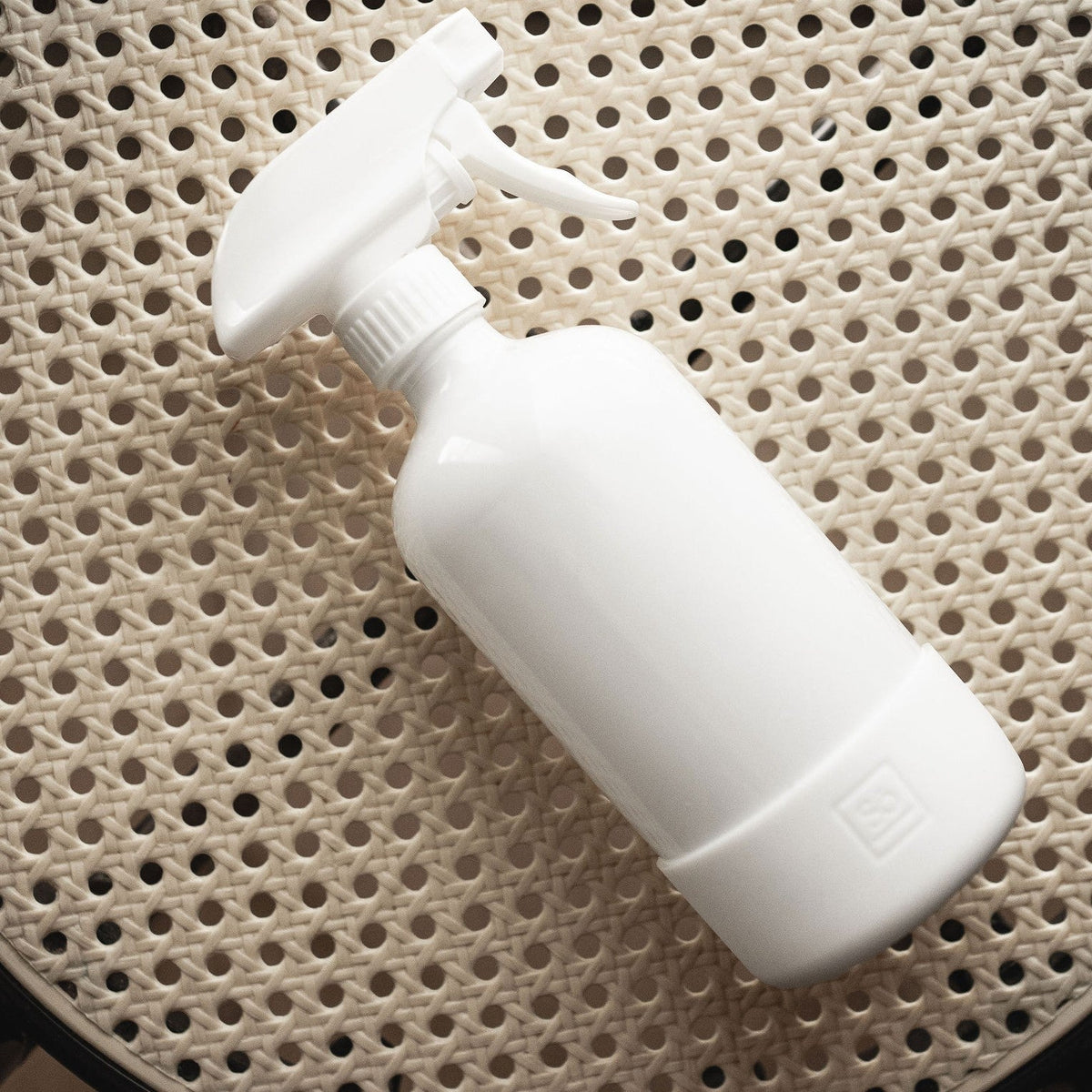 Accessorieshome - recycled glass refillable spray bottle - Dekor Butik