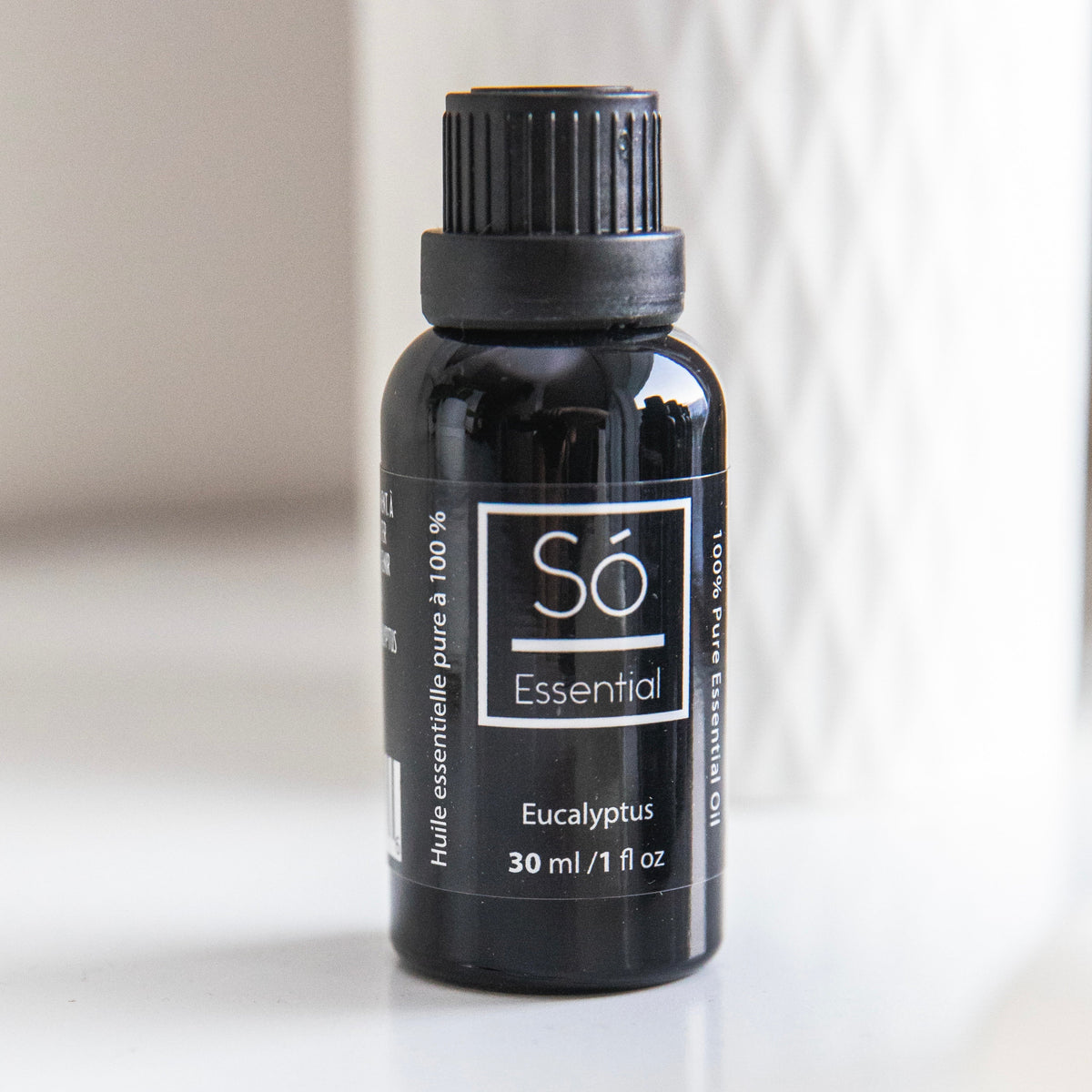essential - 100% pure essential oil