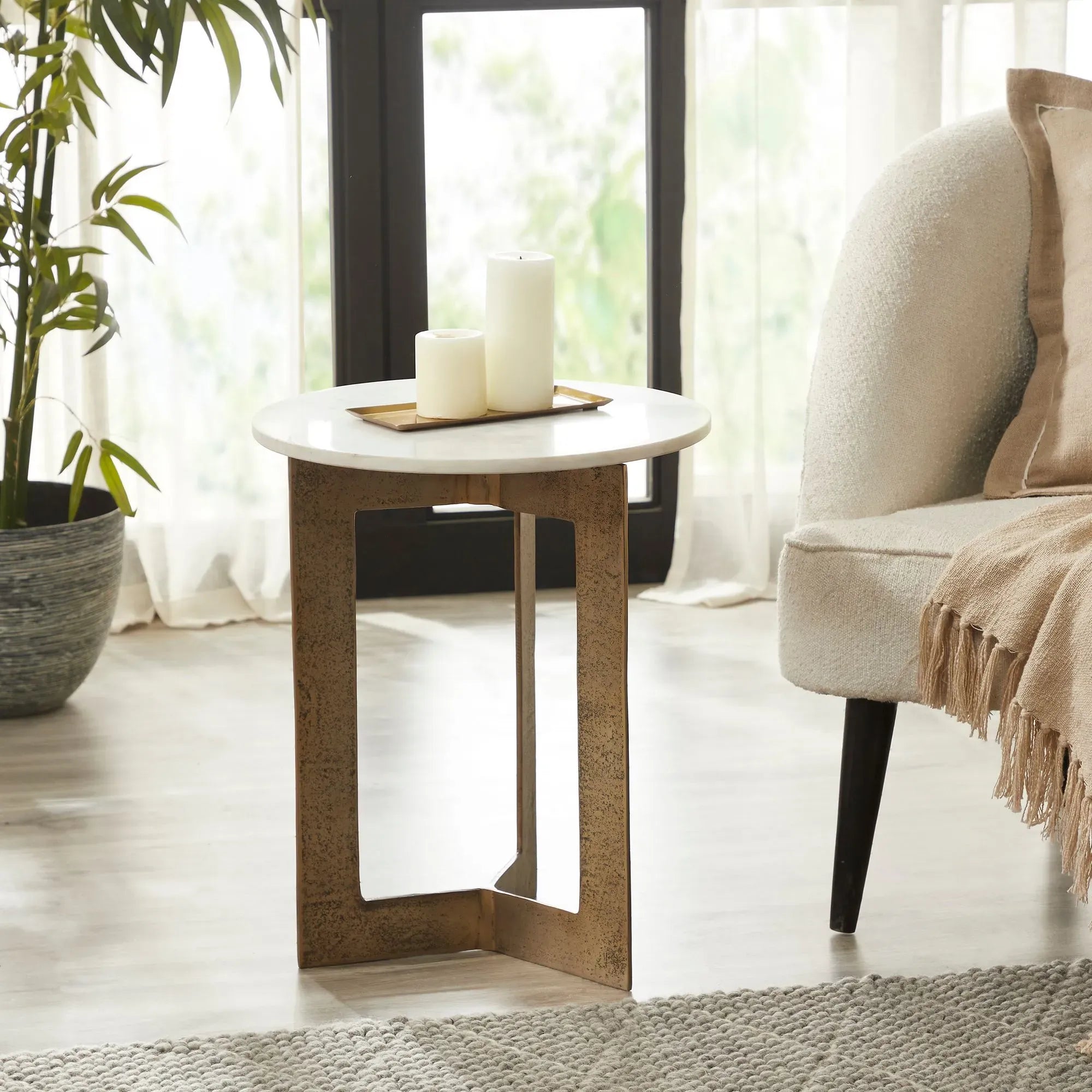 Hera End Table