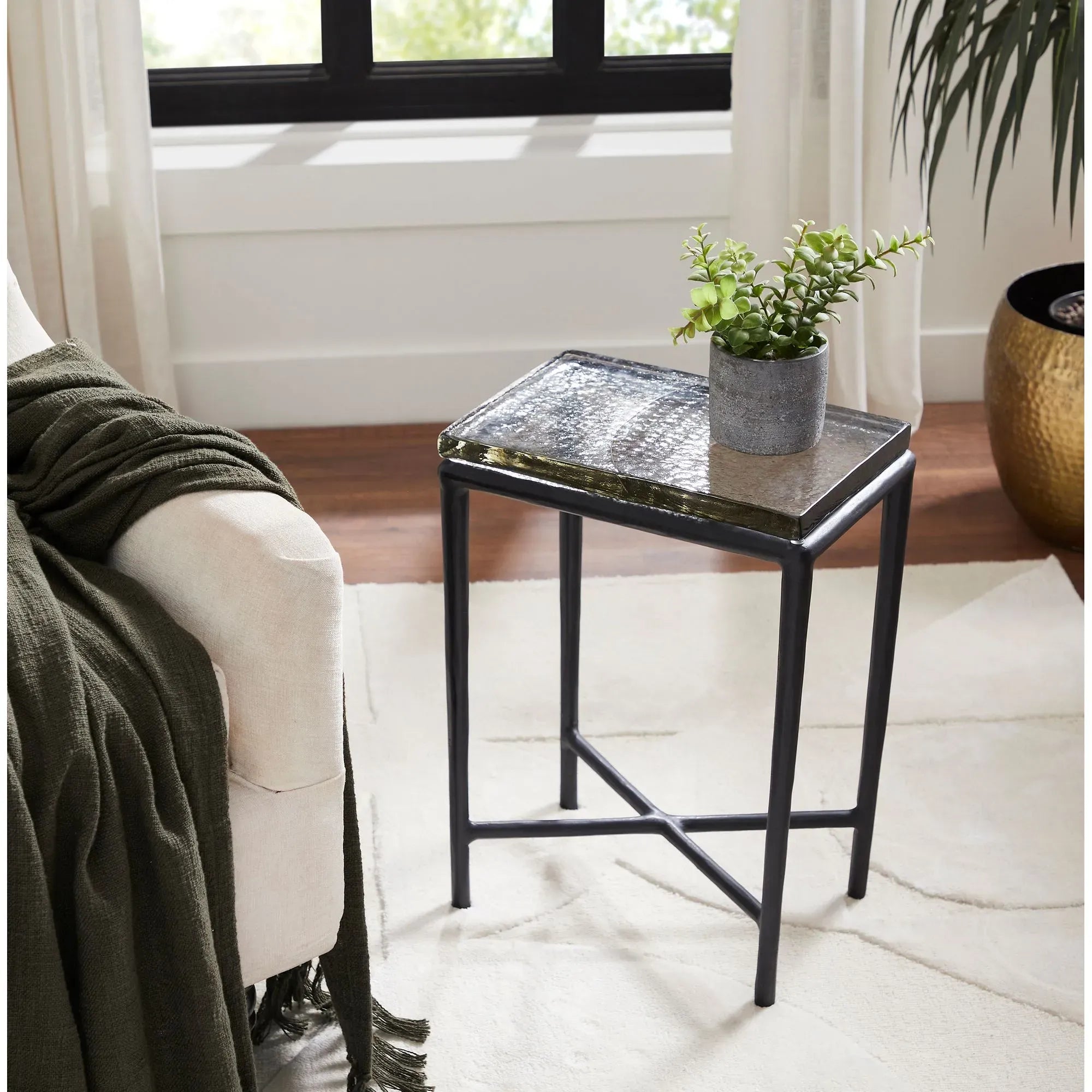 Aria End Table