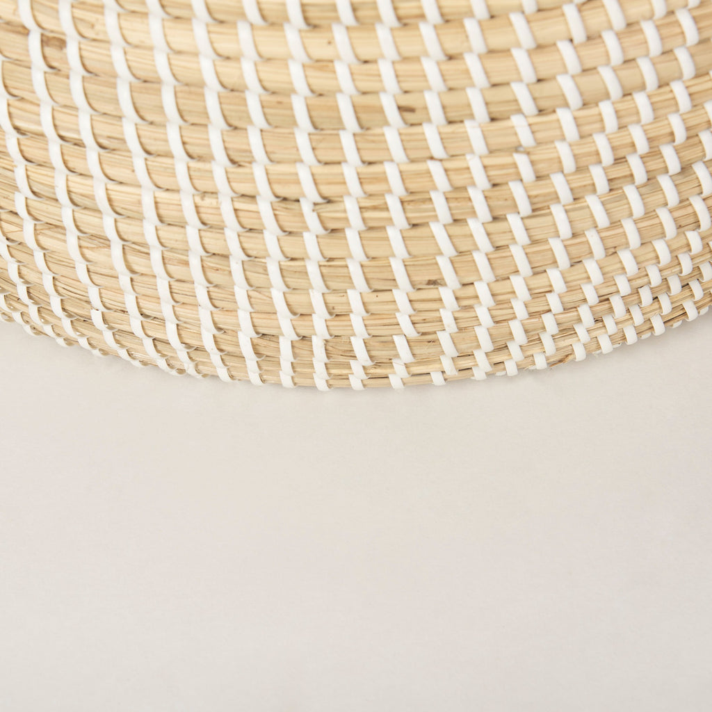 Kairi Set of 2 Seagrass Floor Baskets w/ Lids and Handles