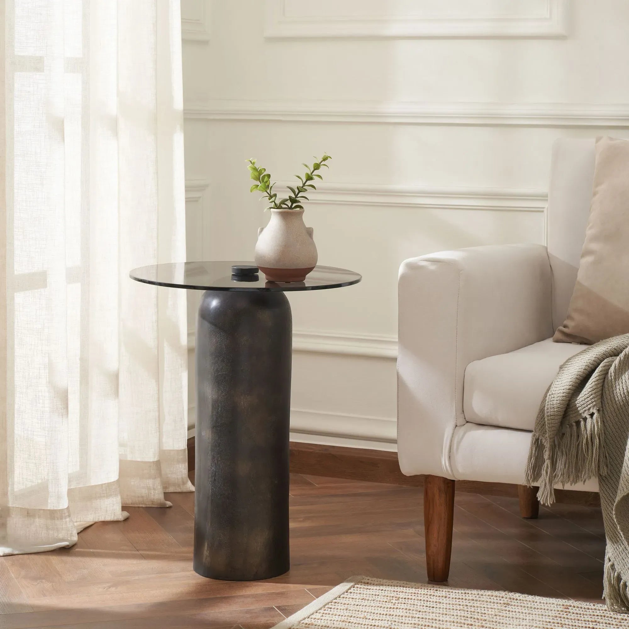 Arta Accent Table